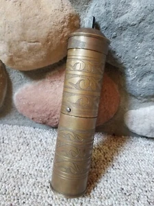 Antico macinacaffè turco ottone rame metallo inciso 9" senza manico - Foto 1 di 5