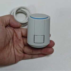 Ventilantrieb Stellantrieb` 230V stromlos geschlossen M30x1,5 Fußbodenheizung+ - Bild 1 von 9