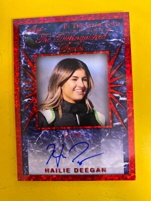 RS22193 2022 Leaf In The Game Hailie Deegan The Distinguished Series Auto /35 - Imagem 1 de 2