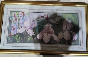 Gerahmter Aquarelldruck von Kolibris & Fuchsia, Iris Blumen von Robin Allen - Bild 1 von 11