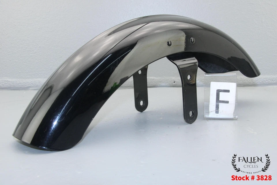 NO DENT 2013 Victory Vegas 8 Ball Front Fender BLACK 1013831 - Image 1 of 4