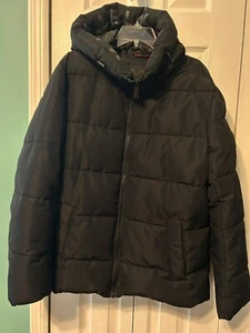 MICHAEL KORS Travel Engineered Men's Black Hooded Puffer Jacket, Size Medium - Picture 1 of 8