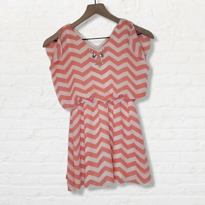 Speechless Dress Peach and White Chevron Girls Size Small Split Sleeve - Image 1 of 4