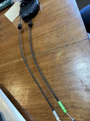 Toyota RAV4 2006 2007 2008 2009 2010 2011 actuador de bloqueo de pestillo de puerta delantera izquierda Foto 1 de 4