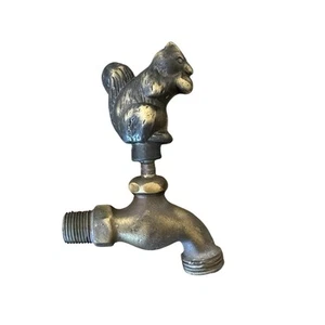Vintage Messing Gartenschlauch Wasserhahn Zapfen mit Eichhörnchengriff - Bild 1 von 13