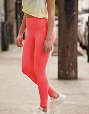 NUEVO CON ETIQUETAS Leggings Free People Good Karma Coral Neón M Foto 1 de 4