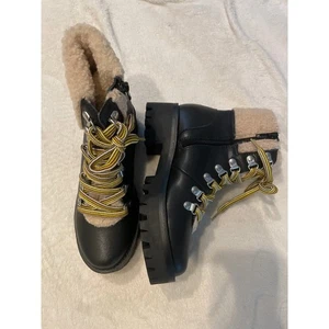 Neu ohne Karton Steve Madden Aniko Winterstiefel schwarz 5M Plateau Stollensohle Kunstfell - Bild 1 von 7