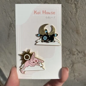 Matching Pokemon Eevee Couple Friendship Cute Hard Enamel Pin Collectible Gift - Picture 1 of 2