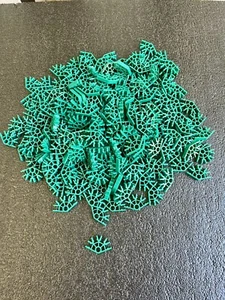 K'nex Green 4 Position Connectors Lot 220 KNEX Standard Replacement Pieces Parts - Picture 1 of 4