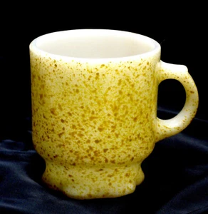 HTF FIRE-KING CONCORD mustard yellow SPECKLE spatter MUG vintage Anchor Hocking - Picture 1 of 7
