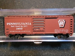 N - Atlas 34221 - 40' Standard Boxcar, Pennsylvania 24010    LN  w/M-M  cpl - Picture 1 of 2