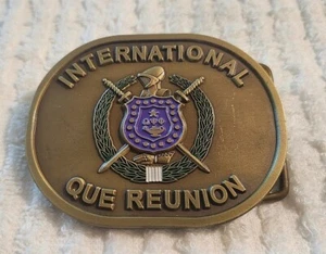 AUTHENTIC OMEGA PSI PHI FRATERNITY QUE REUNION RARE BRASS BELT BUCKLE - Picture 1 of 3
