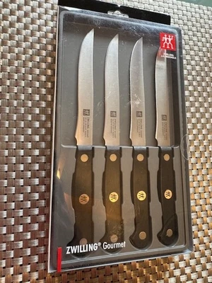 NOVAS Facas para Bife Zwilling Gourmet, Conjunto de 4 Seladas na Caixa, Fabricadas na Alemanha - Imagem 1 de 2