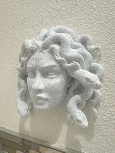 Medusa Head Of Snakes 9x8x3 Wall Sculpture Mount Hang Greek Mythology Decor - Picture 1 of 5