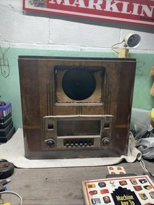 Antik/Vintage RCA Victor Modell 87T2 Röhrenradio siehe Beschreibung - Bild 1 von 19
