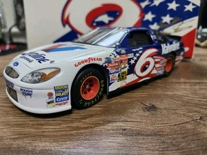 RARO 2000 Mark Martin stelle e strisce Valvoline Ford Team calibro proprietari 1/24 - Foto 1 di 20