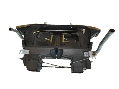 Échangeur de chaleur du boîtier de chauffage Mercedes W201 190E A2018301462 A0 - Image 1 of 4