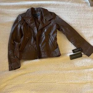 bernardo leather jacket - Picture 1 of 5