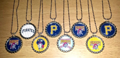 'SET OF 8' PITTSBURGH PIRATES flat Bottlecaps with 8 ball chain necklaces! Cover