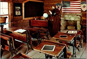 Postal LaVeta Colorado 1982 One Room Schoolhouse Fort Francisco Museum - Imagen 1 de 2