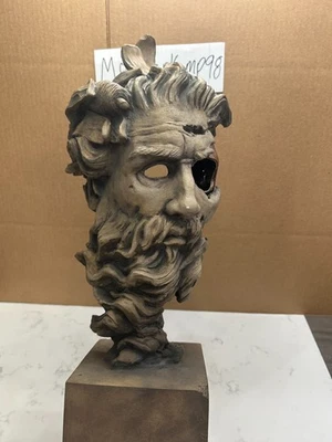 Arte de escultura/estatua de resina de Neptuno Jack of the Dust descontinuado | Agotado Foto 1 de 4