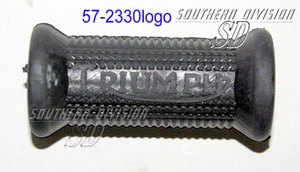 57-2330logo Kickstartergummi Rubber with logo open end Triumph 1937-85 82-1814 - Bild 1 von 3