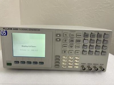 FLUKE 54200 TV SIGNAL GENERATOR - Image 1 of 4