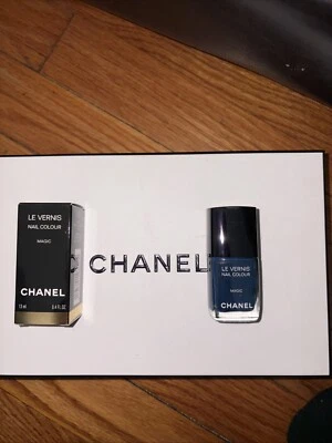 Chanel LE VERNIS Longwear Color de Uñas MAGIC NUEVO EN CAJA ¡Regalo de vacaciones en muy buen estado!! Foto 1 de 2