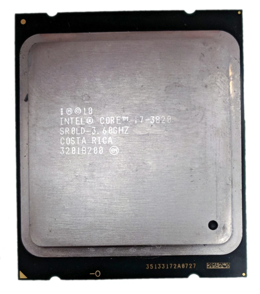 Procesador CPU de cuatro núcleos Intel Core i7-3820 3,60 GHz LGA 2011/Socket R 10 MB SR0LD Foto 1 de 2