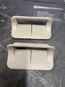 00-05 Ford Excursion Tan Third Row Seat Belt Plastic Clip Housing Trim Piece Set - Picture 1 of 9