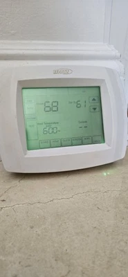 LENNOX ComfortSense X4147 Thermostat Touchscreen 7 Day Programmable TH8320U1024 - Image 1 of 4