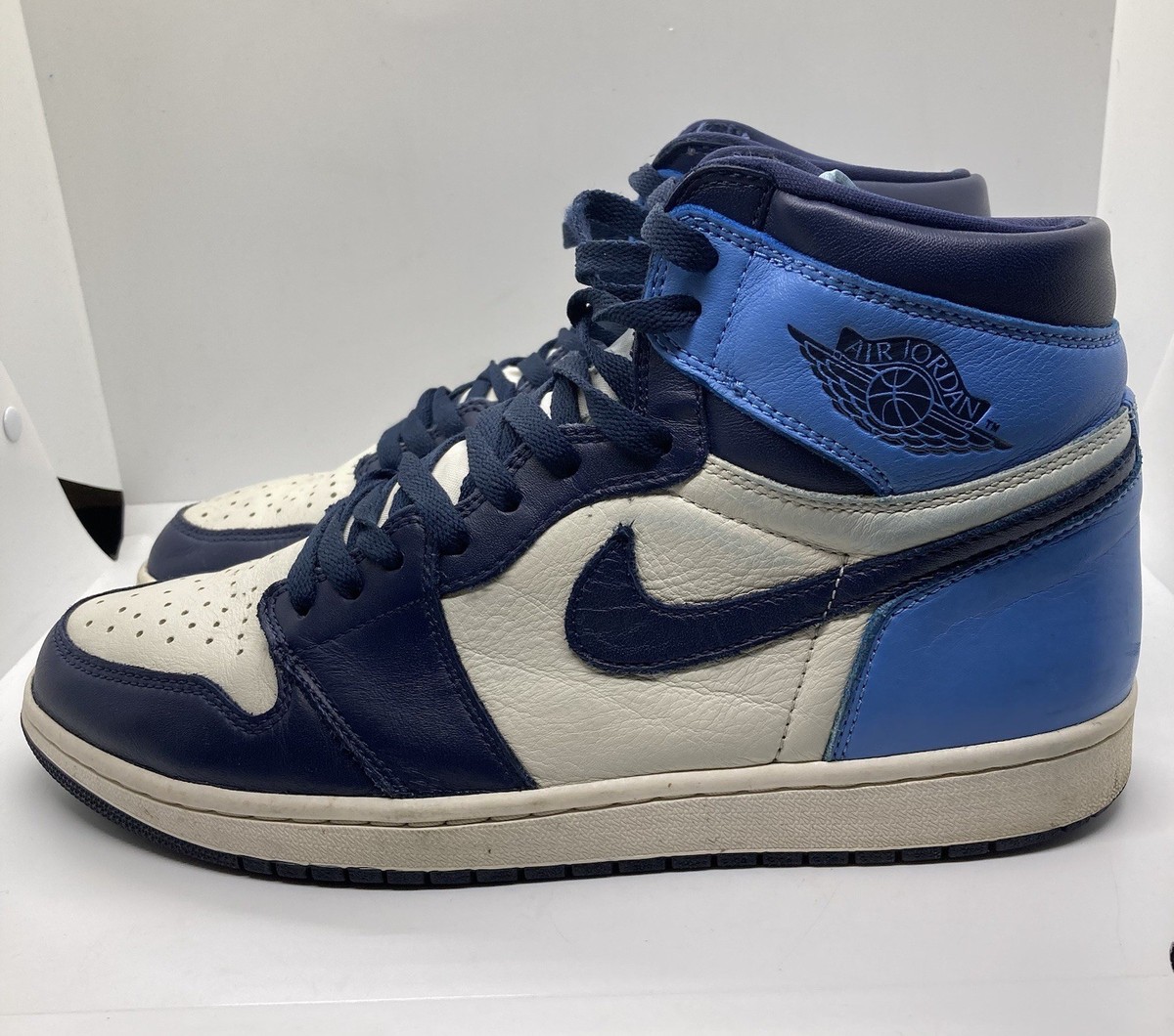 Jordan 1 Retro OG High Obsidian UNC 2019 for Sale Jordan 1 Retro OG High Obsidian UNC 2019 for Sale