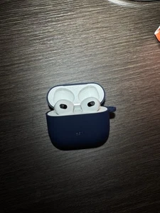 Apple AirPods 3. Generation A2564 Lightning, + Rechnung - Zdjęcie 1 z 5
