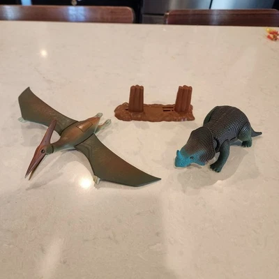 Лот из 2 Винтажных Tyco Dino Riders 1987 Птеродактили и Моноклоний Динозавры.  - Изображение 1 из 4