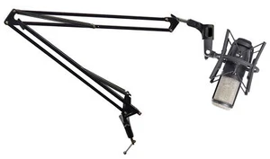AKG P420 Studio Condenser Recording Podcasting Microphone Mic+Shockmount+Boom - Picture 1 of 11