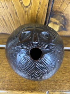 RARE EARLY 19th. C HAND CARVED COCONUT SHELL 'BUGBEAR' POWDER FLASK #4712/1 - Picture 1 of 8