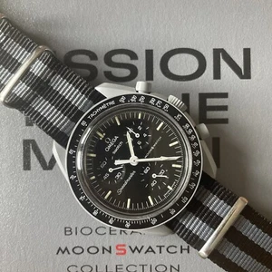 OMEGA X SWATCH MISSION TO THE MOON WATCH REPLACEMENT BLACK GRAY NATO STYLE STRAP - Picture 1 of 7