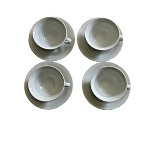 Juego de 4 tazas y platillos de porcelana blanca POTTERY BARN PB - - Imagen 1 de 2