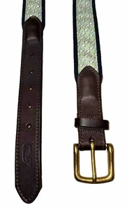 $78 Vineyard Vines Mens Lacrosse Motif Canvas w/Leather & Brass Buckle Club Belt - Picture 1 of 5