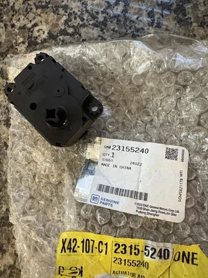OEM GM 2016-2023 Heat/Air Conditioning Inlet Door Actuator 23155240 - Image 1 of 4