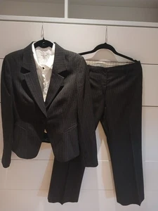 Jigsaw Ladies Suit 2 Piece Pinstipe Rich Grey Blue Lining Excellent Size12/10 - Picture 1 of 21