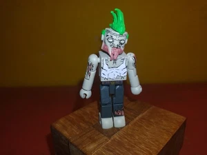 The Walking Dead Minimates PUNK ZOMBIE 2" Mini Figure (Toys R Us Exclusive) - Picture 1 of 2