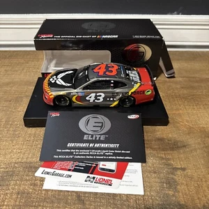 Erik Jones 2021 AIRFORCE 1/24 Elite colore liquido coda rossa 1 di 37 - Foto 1 di 7