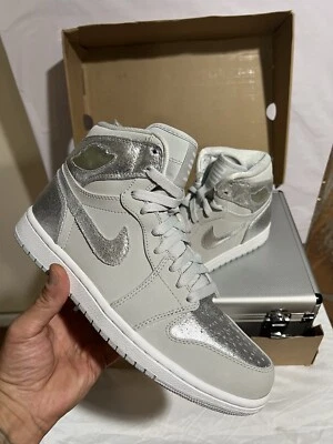 Talla 8 - Maleta Jordan 1 Retro Alta Plata 25 Aniversario 2010 396009-001 Foto 1 de 4