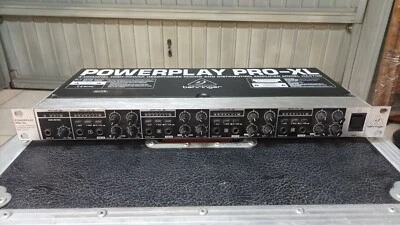 Behringer PowerPlay Pro-XL HA4700 Amplificatore di distribuzione cuffie 4 canali - Immagine 1 di 4