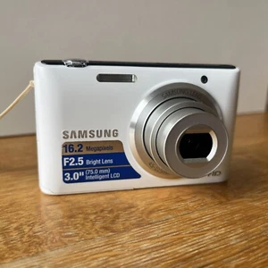 Fotocamera digitale Samsung ST73 16,2Mp COMPLETA con scatola e accessori OTTIMA - Picture 1 of 12
