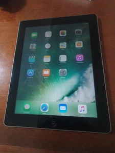 Apple iPad 4 A1458 16GB 5MP Camera 9.7 inch Black iOS Tablet Wi-Fi Only - Picture 1 of 12