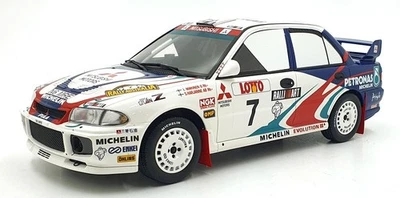 Modelos Otto escala 1/18 resina OT475 - Mitsubishi Lancer Evo III GR.A #7 Foto 1 de 4