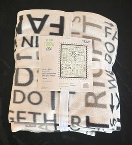New No Sew Throw Kit 100" Polyester Anti-Pill Fleece family-themed 72" x 60" - Picture 1 of 6
