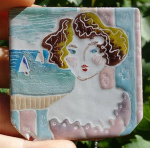 Enamel Portrait Pendant Chain Necklace Jewelry Pin Metal Modern Sea Ocean Boat - Picture 1 of 5